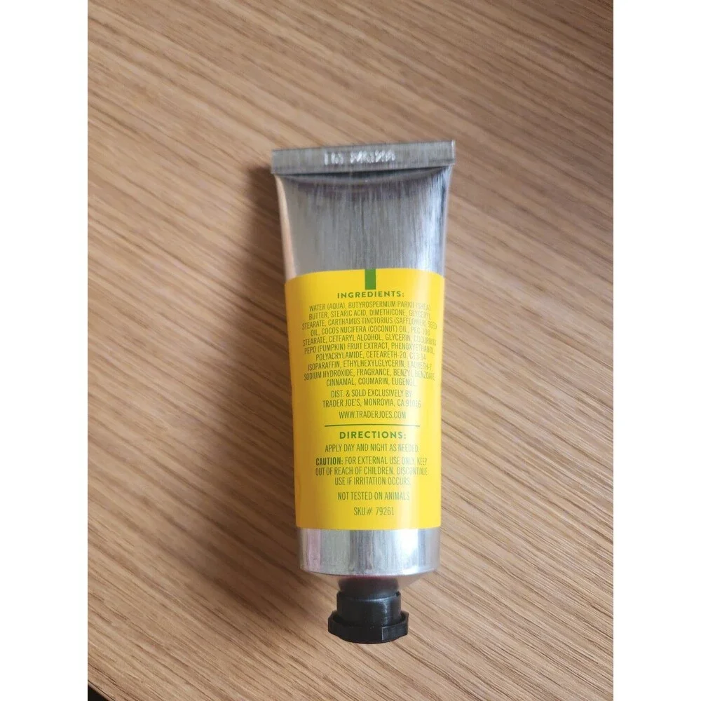 Trader Joe's Pumpkin Ultra-Moisturizing Hand Cream 3oz 85g NIB